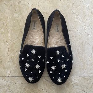 Black Velvet flats